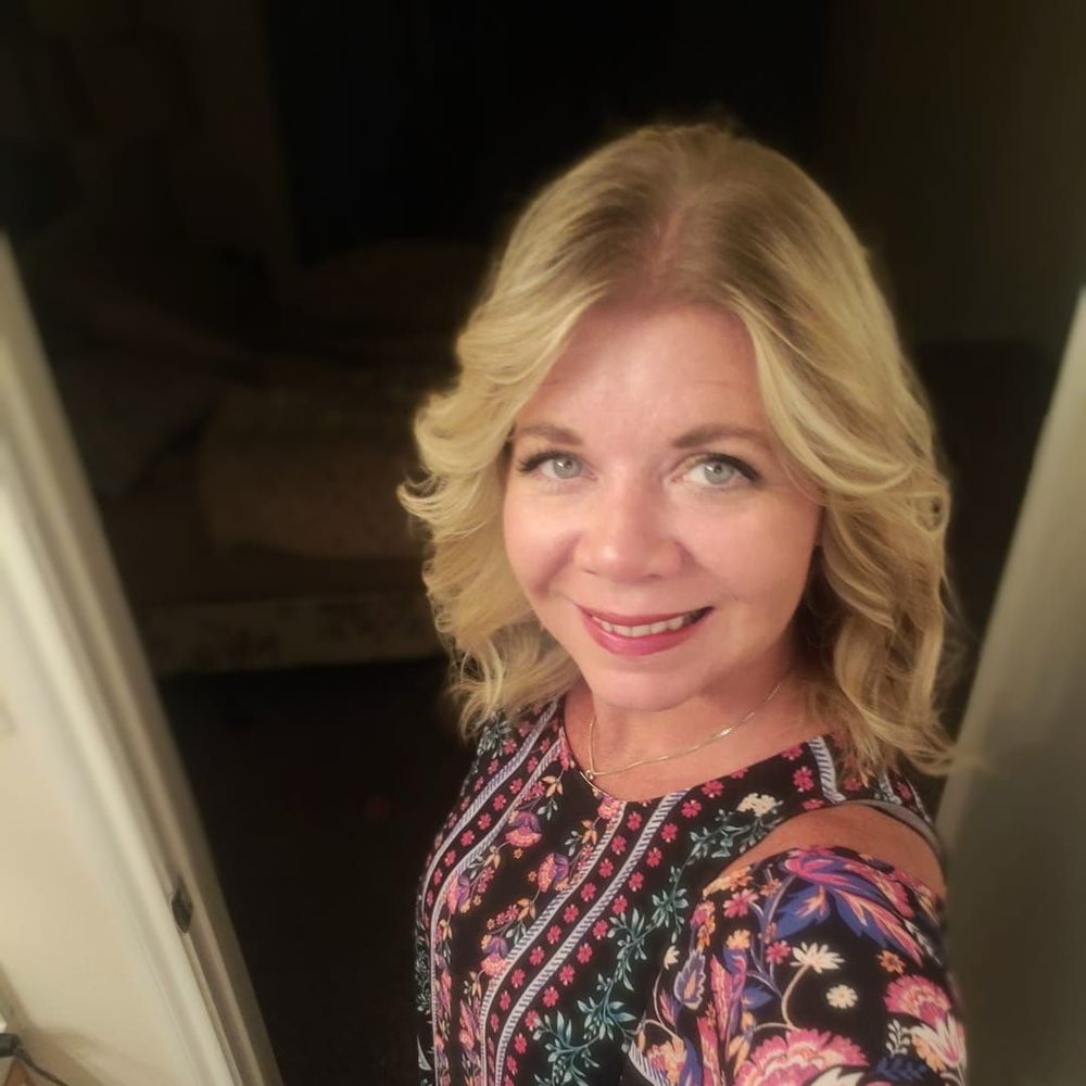 Meet your Posher, Nikki